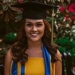 Meet your Posher, Karina